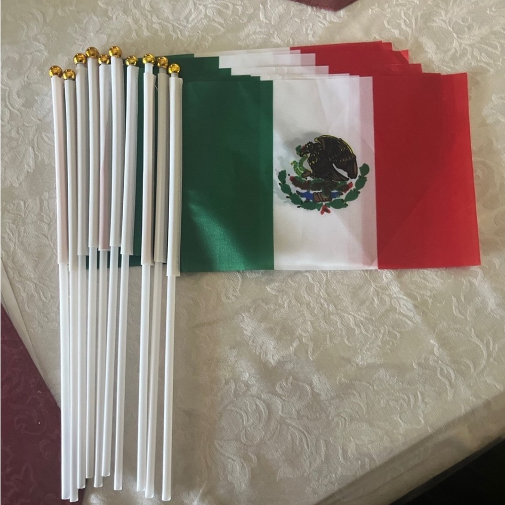 10 Mexican Flags for Mexican Independence Day!